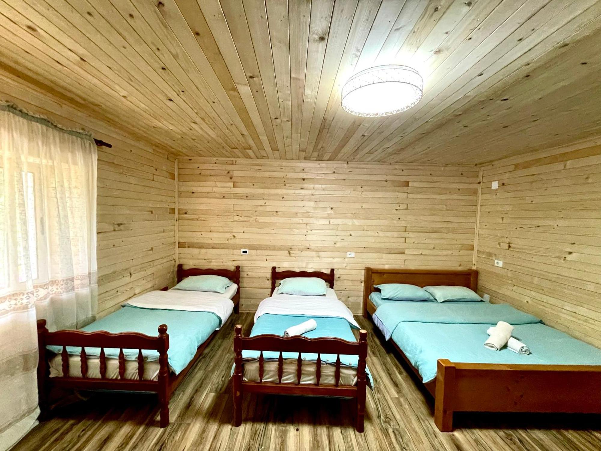 Lazer Cardaku Guesthouse Валбона Экстерьер фото