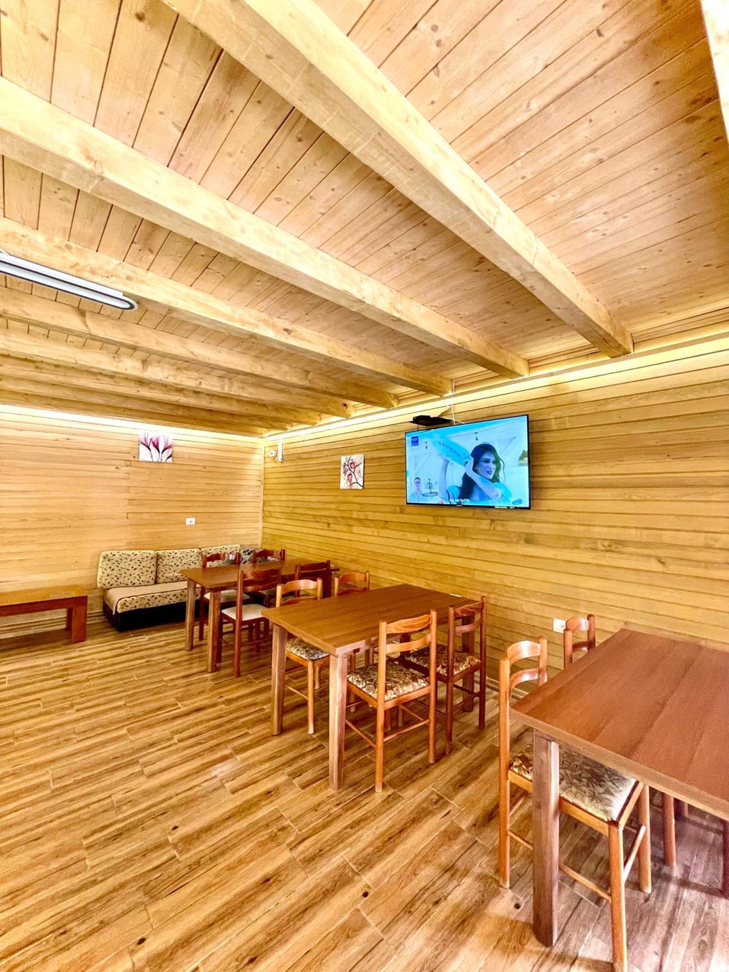 Lazer Cardaku Guesthouse Валбона Экстерьер фото