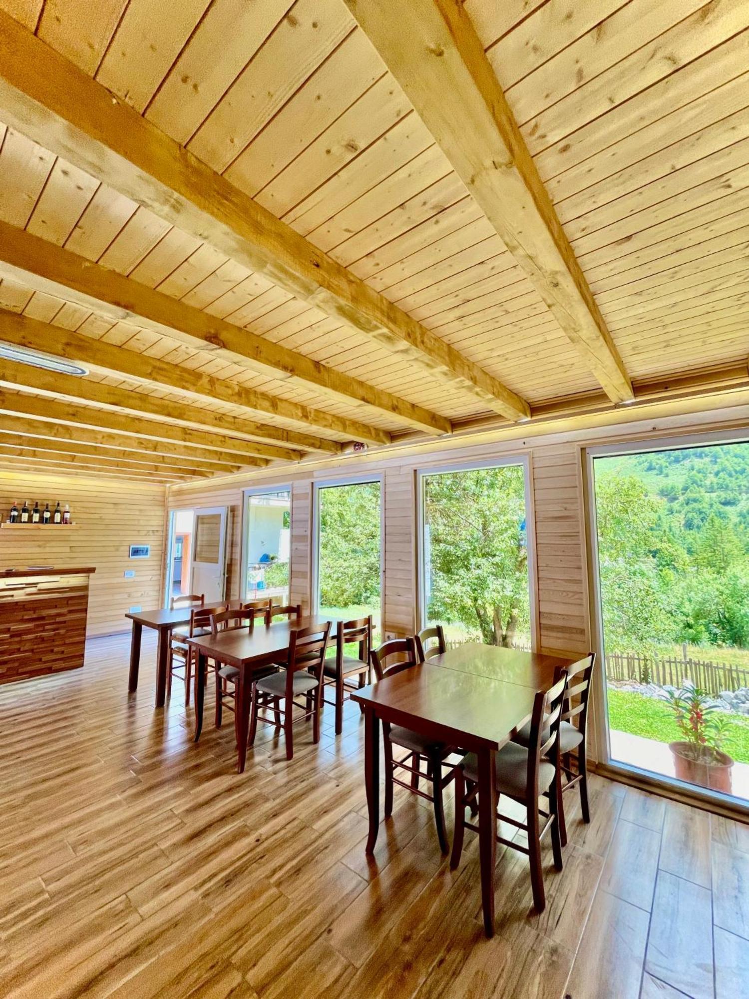 Lazer Cardaku Guesthouse Валбона Экстерьер фото
